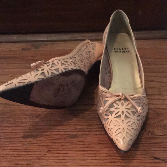 Stuart Weitzman kitten heels - Picture 2 of 3